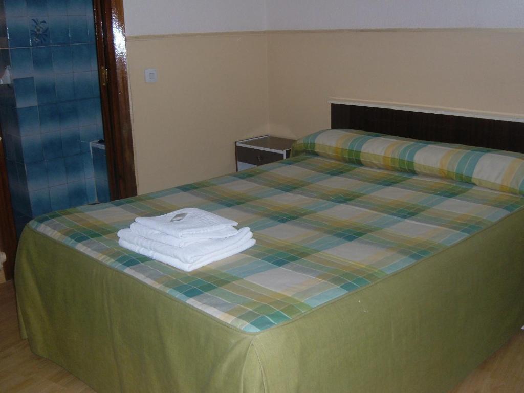 Hostal Olga Madrid Cameră foto