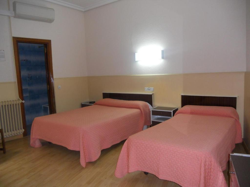 Hostal Olga Madrid Cameră foto
