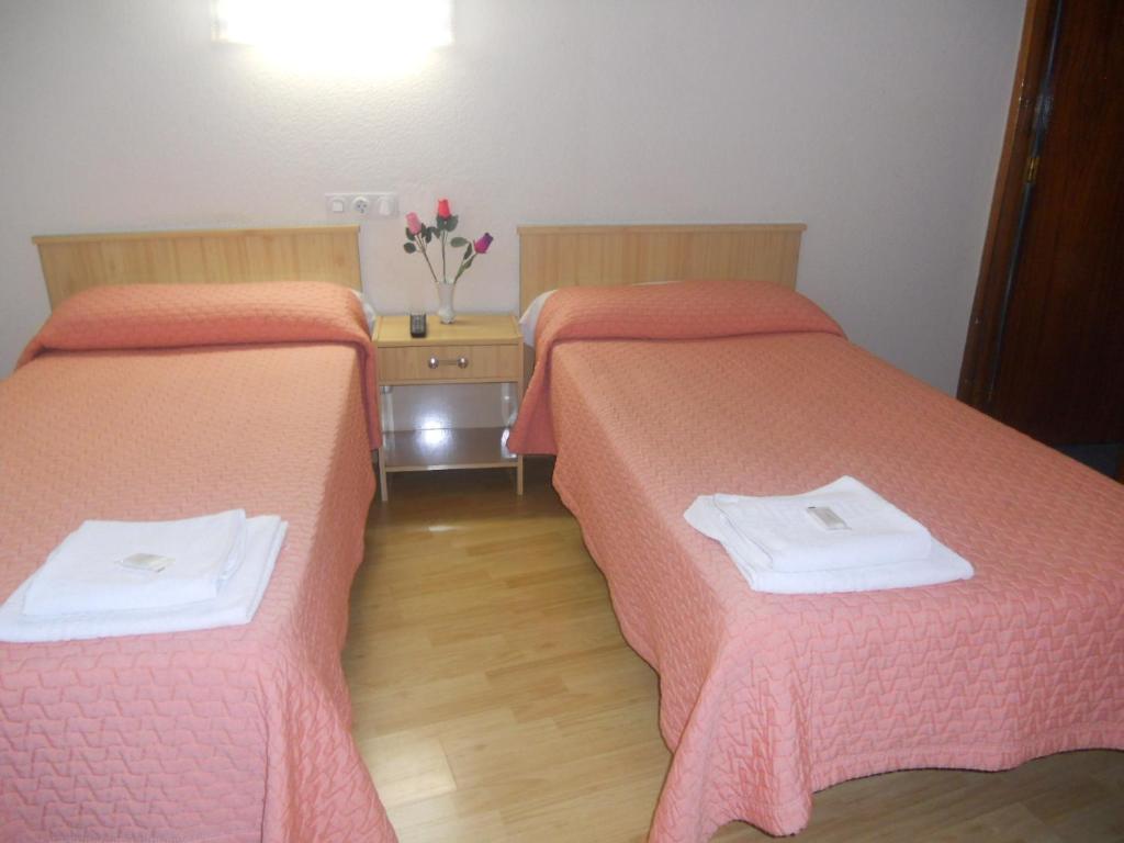 Hostal Olga Madrid Cameră foto
