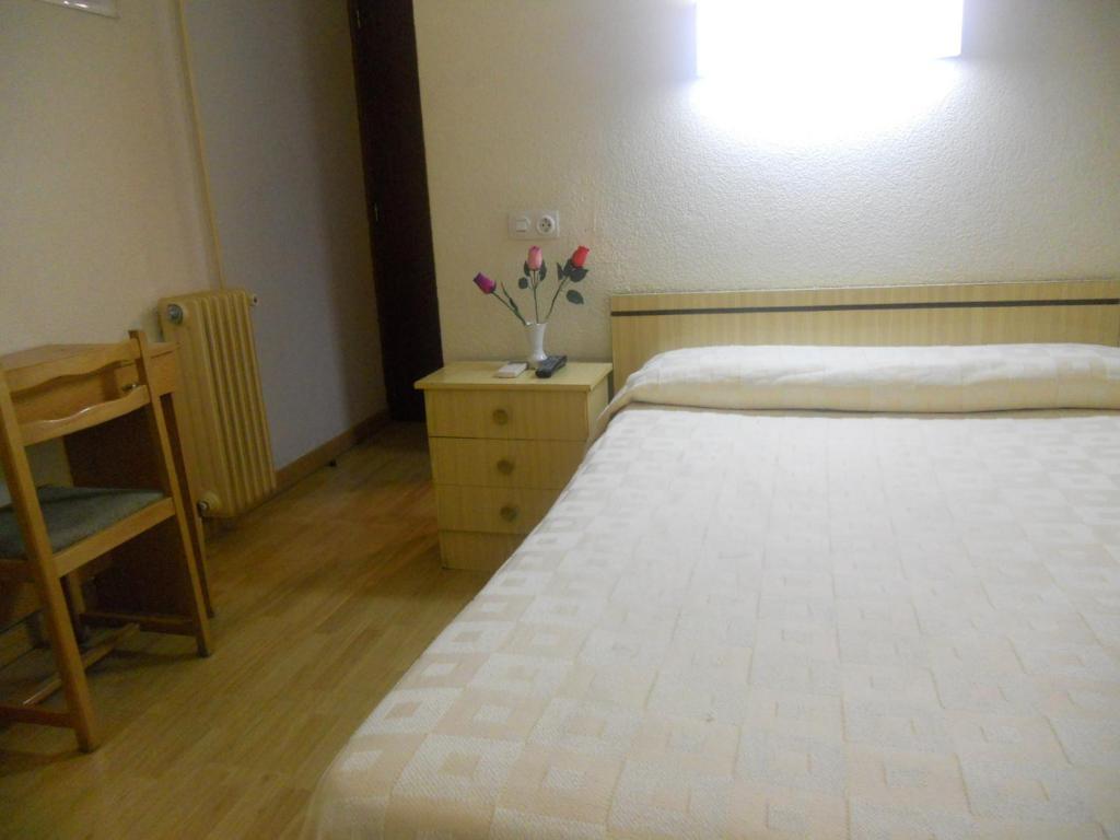 Hostal Olga Madrid Cameră foto