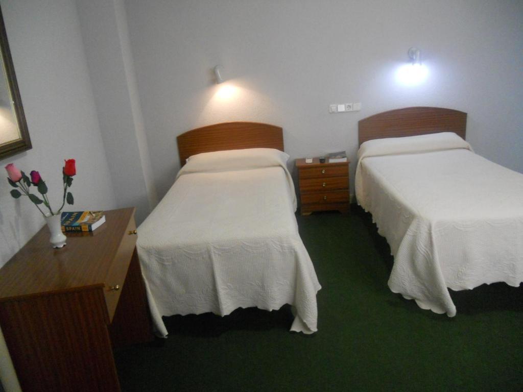 Hostal Olga Madrid Cameră foto